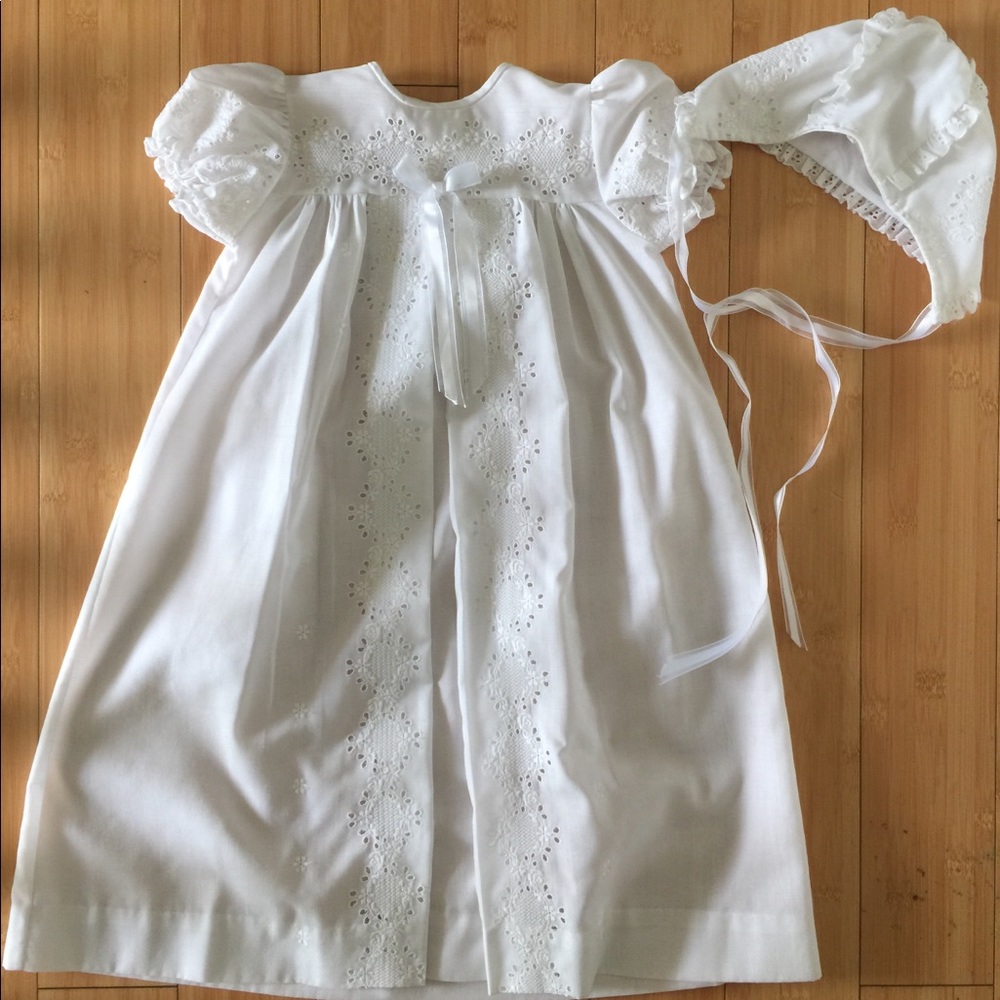 🚫SOLD🚫Christening/Dedication/Baptism Gown Bonnet